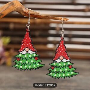 Earrings Christmas trees‎ Santa wooden dangle new e67